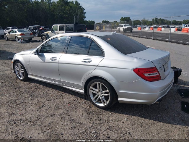 Aukcja sprzedaży 2012 Mercedes-benz C 250 Luxury/sport, vin: WDDGF4HB8CR195426, numer aukcji: 45863176