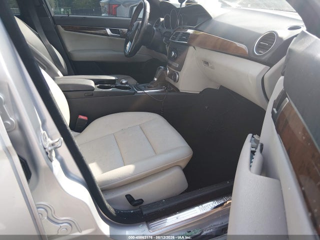 Aukcja sprzedaży 2012 Mercedes-benz C 250 Luxury/sport, vin: WDDGF4HB8CR195426, numer aukcji: 45863176