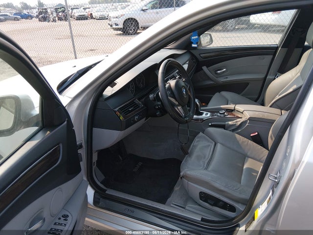 Продаж на аукціоні авто 2010 Bmw 535i, vin: WBANW1C56AC167610, номер лоту: 45863195