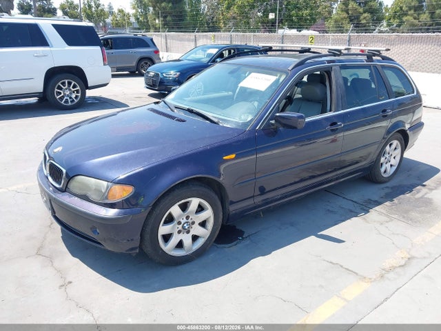 45863200 :رقم المزاد ، WBAAX134X3PJ00541 vin ، 2003 Bmw 325it مزاد بيع
