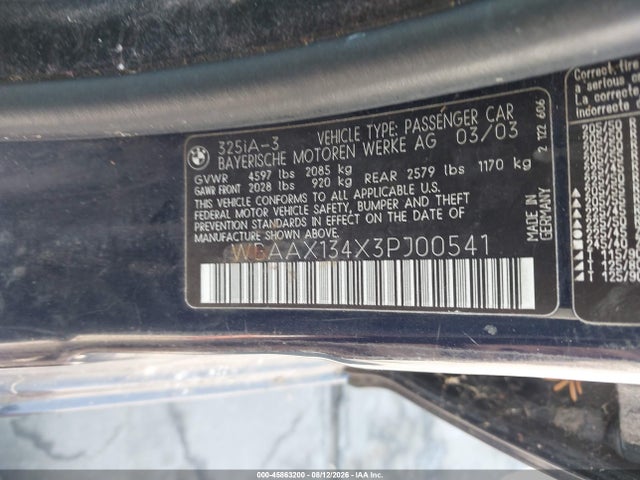 45863200 :رقم المزاد ، WBAAX134X3PJ00541 vin ، 2003 Bmw 325it مزاد بيع