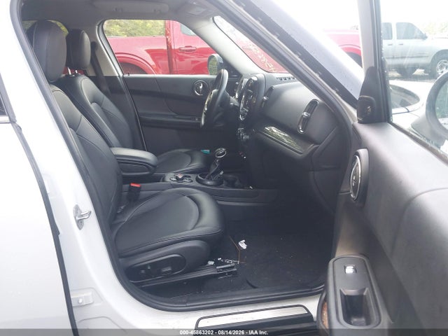 Продаж на аукціоні авто 2018 Mini Countryman Cooper, vin: WMZYS7C3XJ3E08519, номер лоту: 45863202