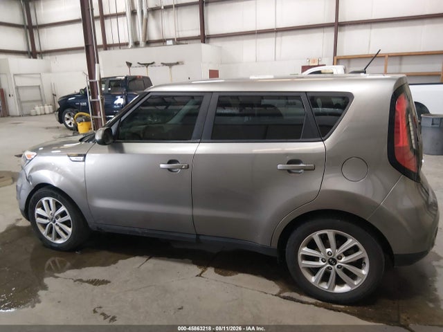 KIA SOUL + 2019 KNDJP3A5XK7651982 Image 15