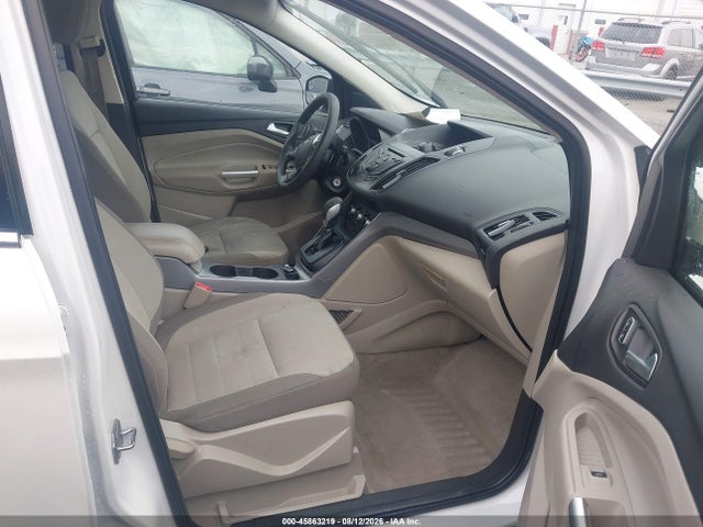2014 Ford Escape Se მანქანა იყიდება აუქციონზე, vin: 1FMCU0GX6EUE51059, აუქციონის ნომერი: 45863219