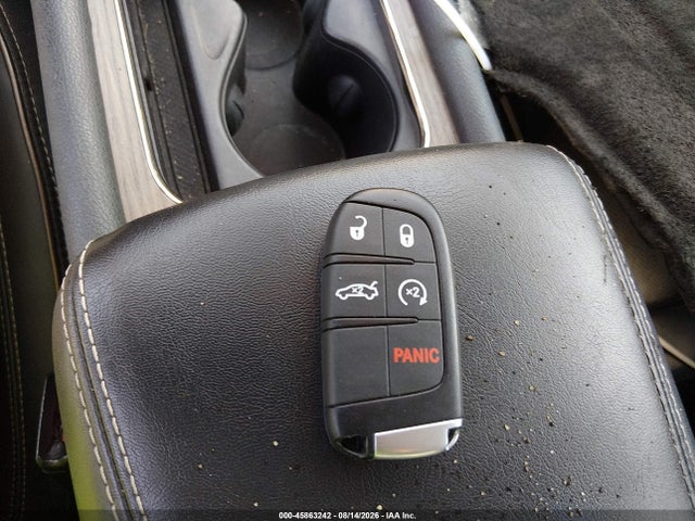Aukcja sprzedaży 2015 Chrysler 200 C, vin: 1C3CCCCB0FN565884, numer aukcji: 45863242