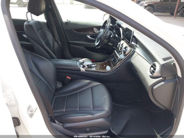 55SWF4JB0FU066377 Mercedes-Benz C 300