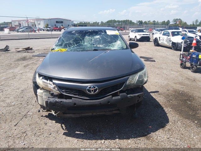 45863261 :رقم المزاد ، 4T1BF1FK7EU442517 vin ، 2014 Toyota Camry Se Sport مزاد بيع