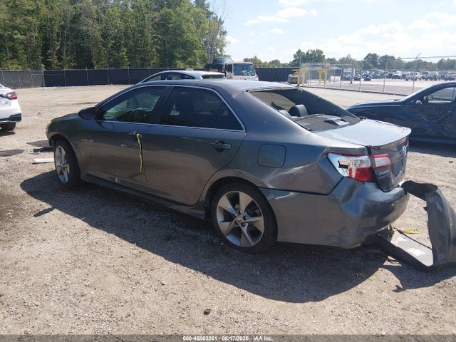 45863261 :رقم المزاد ، 4T1BF1FK7EU442517 vin ، 2014 Toyota Camry Se Sport مزاد بيع
