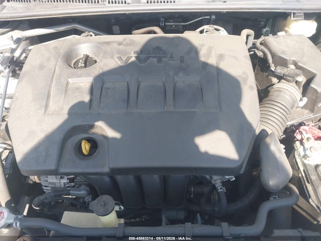 Toyota COROLLA LE 2018 5YFBURHE8JP844778 Image 10