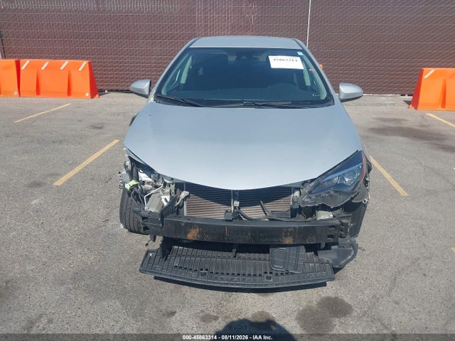 Toyota COROLLA LE 2018 5YFBURHE8JP844778 Image 13