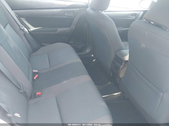 Toyota COROLLA LE 2018 5YFBURHE8JP844778 Image 8