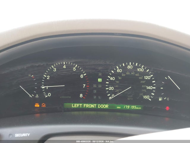 1998 Lexus Ls 400 მანქანა იყიდება აუქციონზე, vin: JT8BH28F6W0111889, აუქციონის ნომერი: 45863328