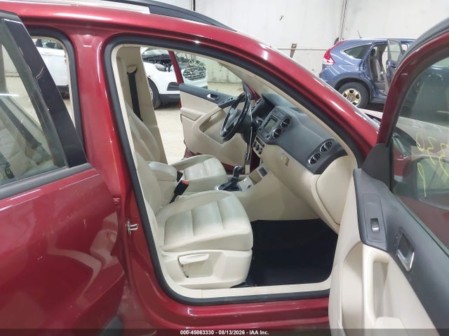 Aukcja sprzedaży 2016 Volkswagen Tiguan S, vin: WVGBV7AX1GW055543, numer aukcji: 45863330