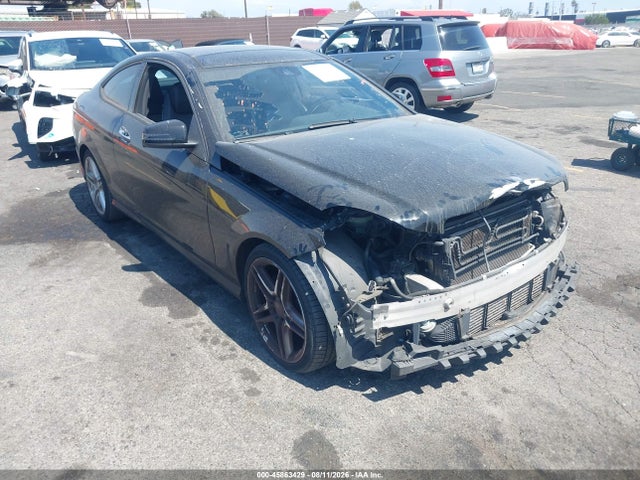 2013 Mercedes-benz C 250 მანქანა იყიდება აუქციონზე, vin: WDDGJ4HB2DG099447, აუქციონის ნომერი: 45863429