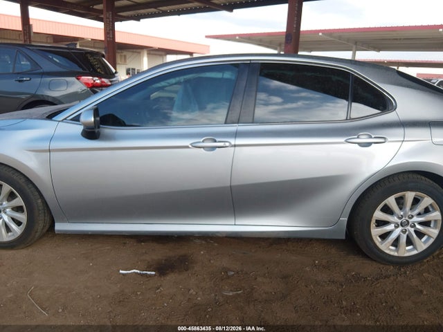 4T1B11HK0JU092380 Toyota CAMRY LE