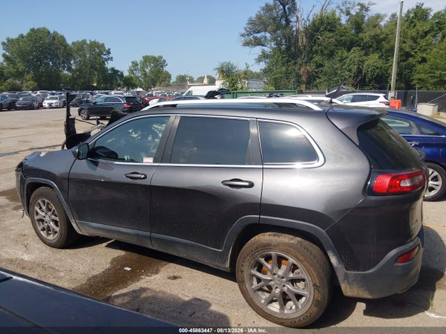 45863447 :رقم المزاد ، 1C4PJMCS5FW568315 vin ، 2015 Jeep Cherokee Latitude مزاد بيع