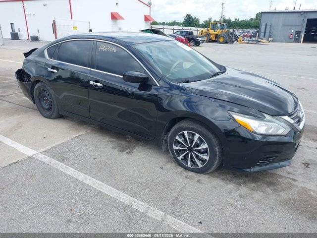 2017 Nissan Altima 2.5 S მანქანა იყიდება აუქციონზე, vin: 1N4AL3AP7HN313639, აუქციონის ნომერი: 45863446