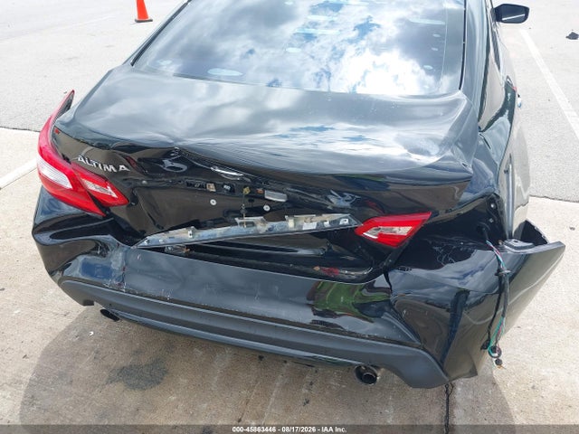 2017 Nissan Altima 2.5 S მანქანა იყიდება აუქციონზე, vin: 1N4AL3AP7HN313639, აუქციონის ნომერი: 45863446