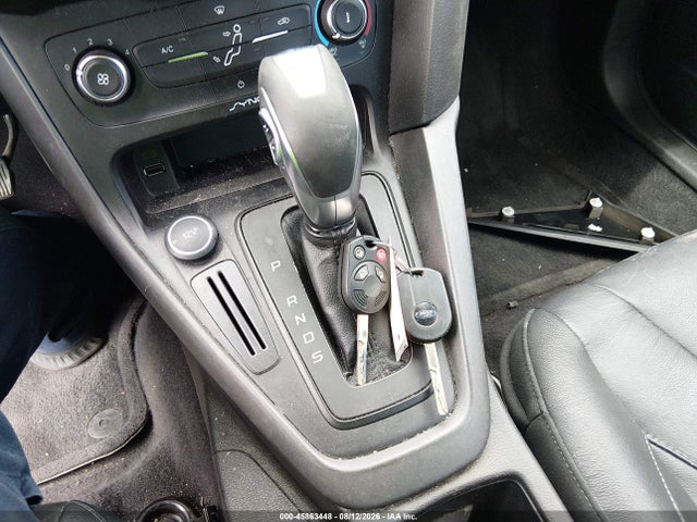 Ford FOCUS SE 2016 1FADP3F29GL351477 Image 11