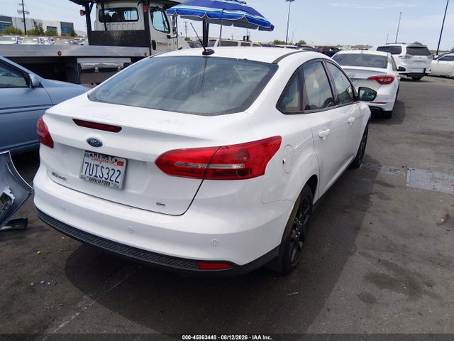 Ford FOCUS SE 2016 1FADP3F29GL351477 Image 4