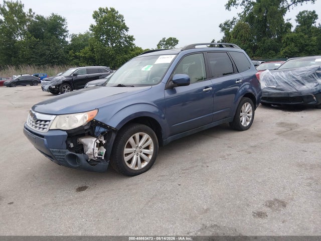 Продажа на аукционе авто 2013 Subaru Forester 2.5x Premium, vin: JF2SHADC2DH410982, номер лота: 45863473