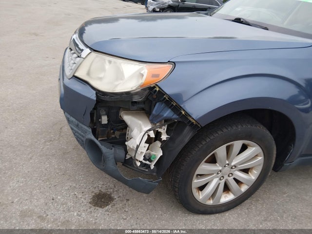 Продажа на аукционе авто 2013 Subaru Forester 2.5x Premium, vin: JF2SHADC2DH410982, номер лота: 45863473