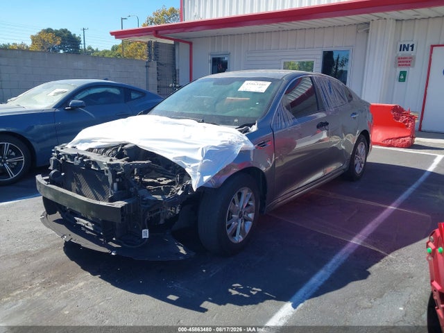 KIA Optima Lx 2018 5XXGT4L3XJG183460 Image 2