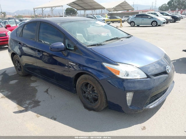 Toyota Prius Four 2014 JTDKN3DU7E1765068 Image 1