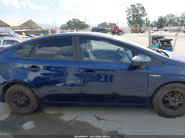 Toyota Prius Four 2014 JTDKN3DU7E1765068 Image 13