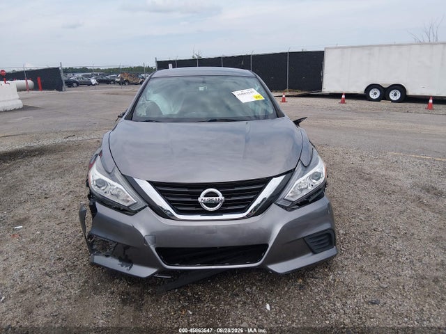 2017 Nissan Altima 2.5 S მანქანა იყიდება აუქციონზე, vin: 1N4AL3AP1HC232082, აუქციონის ნომერი: 45863547