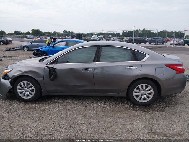 2017 Nissan Altima 2.5 S მანქანა იყიდება აუქციონზე, vin: 1N4AL3AP1HC232082, აუქციონის ნომერი: 45863547