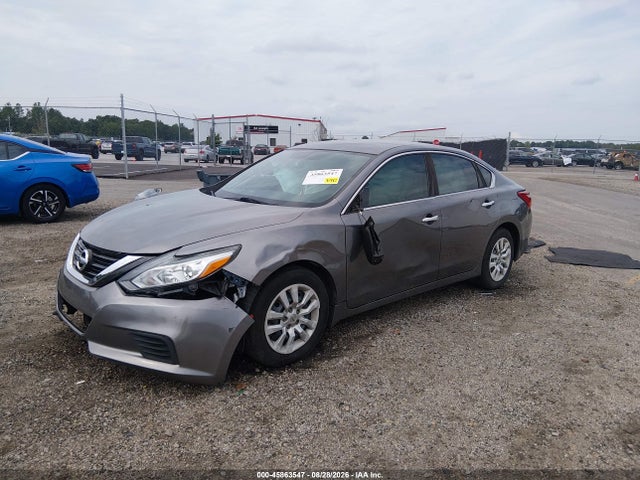 2017 Nissan Altima 2.5 S მანქანა იყიდება აუქციონზე, vin: 1N4AL3AP1HC232082, აუქციონის ნომერი: 45863547