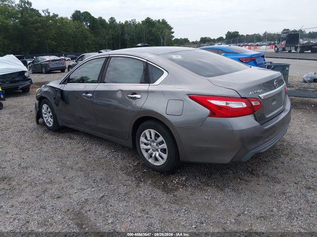 2017 Nissan Altima 2.5 S მანქანა იყიდება აუქციონზე, vin: 1N4AL3AP1HC232082, აუქციონის ნომერი: 45863547