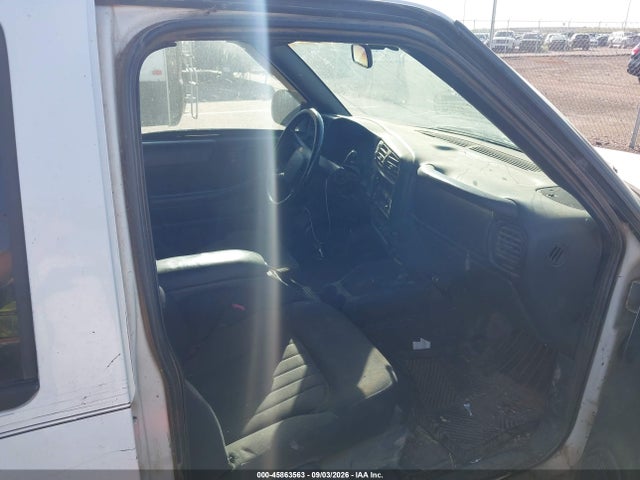 Продажа на аукционе авто 2003 Chevrolet Blazer Ls, vin: 1GNDT13X33K133407, номер лота: 45863563