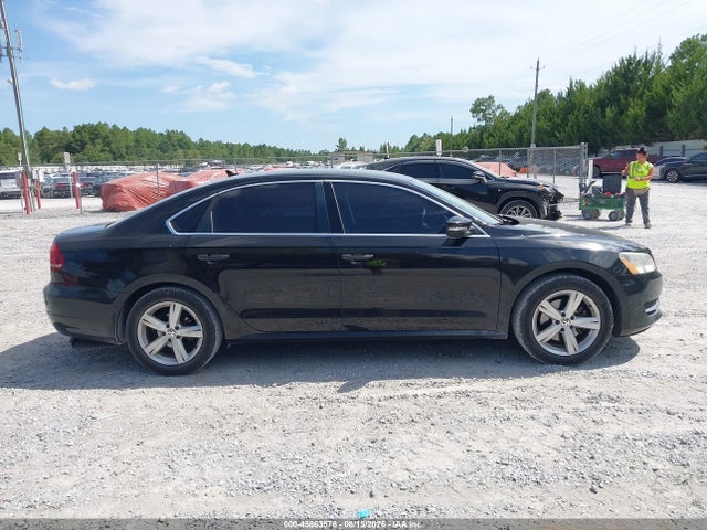 1VWBS7A30EC083078 Volkswagen Passat 1.8t Se