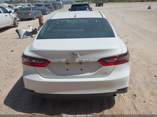 4T1C11AK5NU678870 Toyota CAMRY LE
