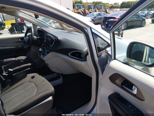 2023 Chrysler Voyager Lx მანქანა იყიდება აუქციონზე, vin: 2C4RC1CG3PR553996, აუქციონის ნომერი: 45863619