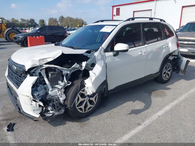 Subaru Forester Premium 2024 JF2SKADC4RH511286 Image 2