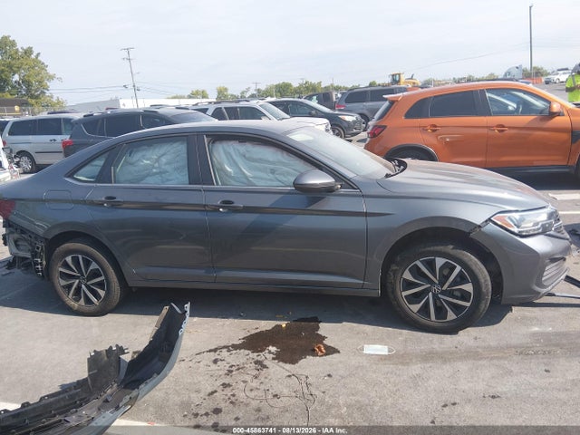 Продажа на аукционе авто 2024 Volkswagen Jetta 1.5t S, vin: 3VW5M7BU7RM004203, номер лота: 45863741