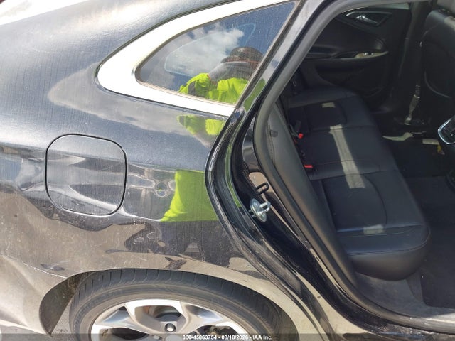 1G1ZH5SX3GF185359 Chevrolet Malibu Premier
