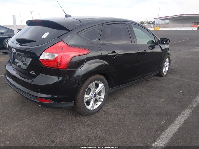 Ford FOCUS SE 2014 1FADP3K29EL374745 Image 4