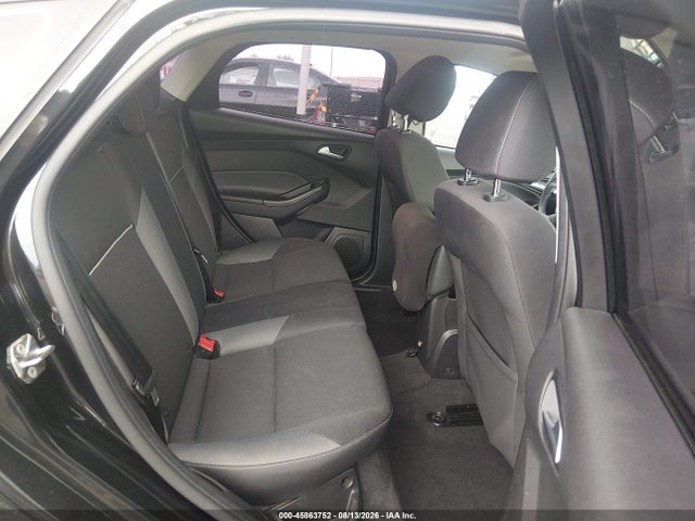Ford FOCUS SE 2014 1FADP3K29EL374745 Image 8