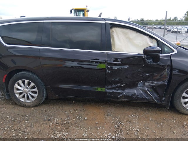 Aukcja sprzedaży 2017 Chrysler Pacifica Touring, vin: 2C4RC1DG2HR588867, numer aukcji: 45863778