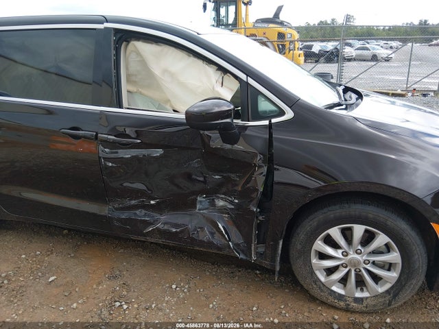 Aukcja sprzedaży 2017 Chrysler Pacifica Touring, vin: 2C4RC1DG2HR588867, numer aukcji: 45863778