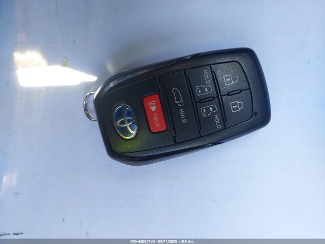 5TDDRKEC4RS183645 Toyota Sienna Xse