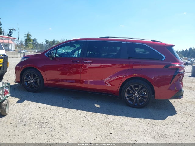 5TDDRKEC4RS183645 Toyota Sienna Xse