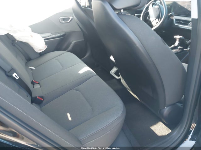 2025 Kia K4 Lxs მანქანა იყიდება აუქციონზე, vin: 3KPFT4DE9SE203770, აუქციონის ნომერი: 45863809