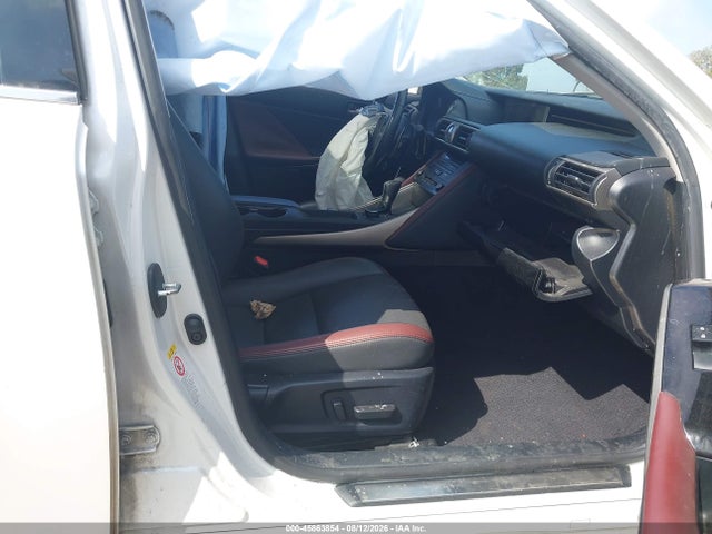 Lexus IS 300 2019 JTHBA1D29K5085481 Image 5