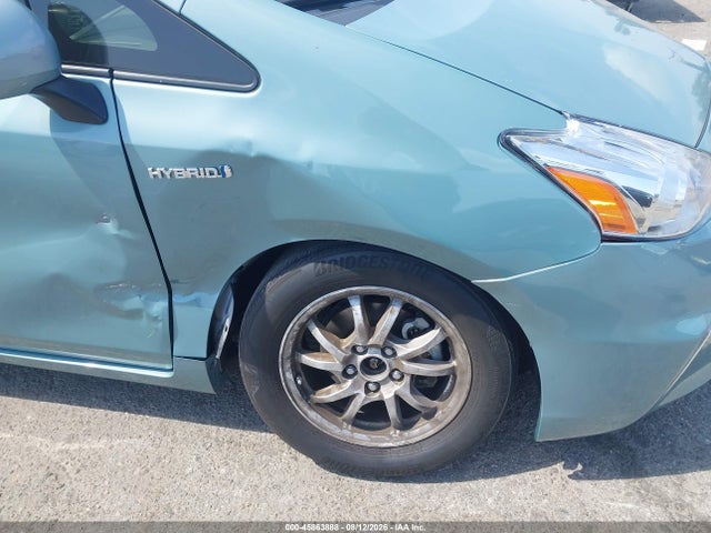 Продажа на аукционе авто 2014 Toyota Prius V Three, vin: JTDZN3EU9E3295160, номер лота: 45863888