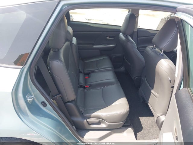 Продажа на аукционе авто 2014 Toyota Prius V Three, vin: JTDZN3EU9E3295160, номер лота: 45863888